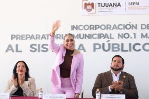  Incorpora gobierno de Ismael Burgueño la Preparatoria Municipal Manuel Gómez Morín al Sistema Educativo Público      