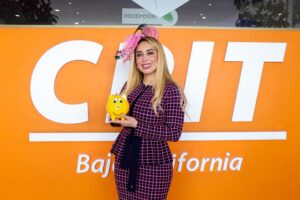  Acude síndica procuradora Teresita Balderas al evento ‘Sombreros y Plumas' en favor del CRIT Baja California   