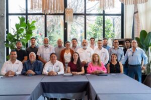 JULIETA RAMÍREZ DIALOGA CON EL SECTOR DE LA CONSTRUCCIÓN   