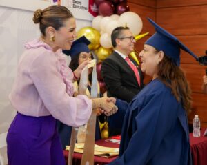  IMPULSA GOBIERNO DE BAJA CALIFORNIA LA EDUCACIÓN DE LAS MUJERES CON JORNADA GRATUITA DE CERTIFICACIÓN   