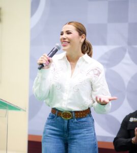  FORTALECE GOBIERNO DE BAJA CALIFORNIA EL TRANSPORTE ESCOLAR GRATUITO COMUNDER PARA ESTUDIANTES