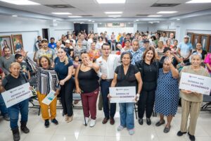     Encabeza presidente municipal entrega de 89 apoyos económicos para fortalecer el bienestar de familias   