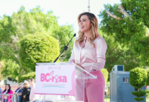  ENTREGA GOBIERNO DE BAJA CALIFORNIA PRÓTESIS MAMARIAS GRATUITAS A SOBREVIVIENTES DE CÁNCER   